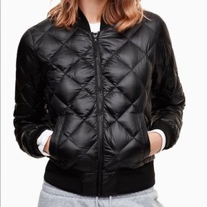 Aritzia TNA League Puffer Bomber in Black